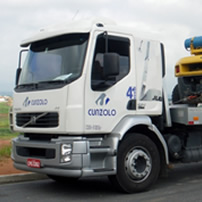 Caixa de carga: 8,5m x 2,40m Capacidade de carga para transporte: 12 ton Guindastes, Plataformas, Locação, Campinas, São José dos Campos, Taubaté, guindaste, plataforma, carga, transporte pesado, empilhadeira